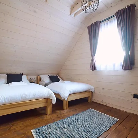 Drevenice Kaskady Velka Raca Oscadnica