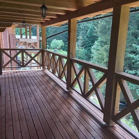 Drevenice Kaskady Velka Raca Oscadnica